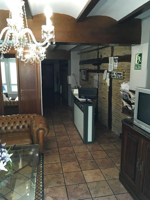 Pension La Redonda Logrono Exterior photo